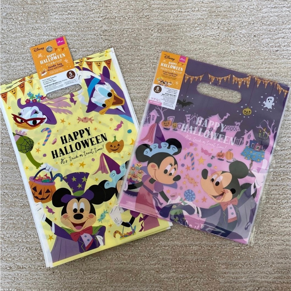 Set of 4 assorted Disney Mickey and Friends Halloween Bags